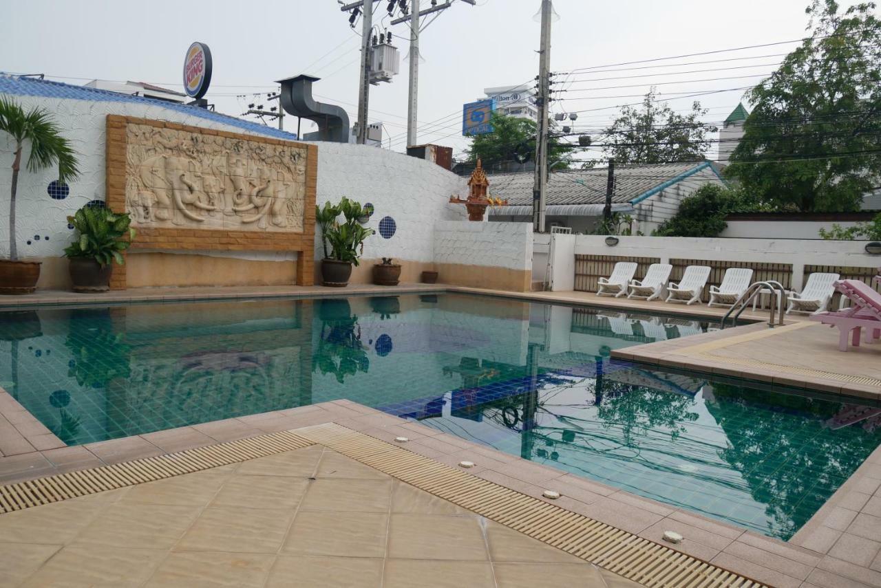Baan Jpn Hotel Hua Hin Bagian luar foto