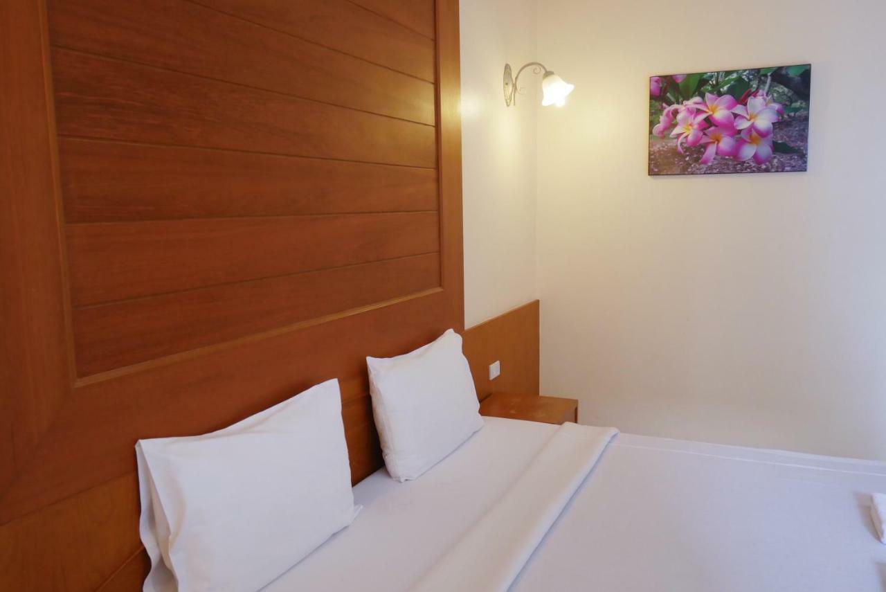 Baan Jpn Hotel Hua Hin Bagian luar foto