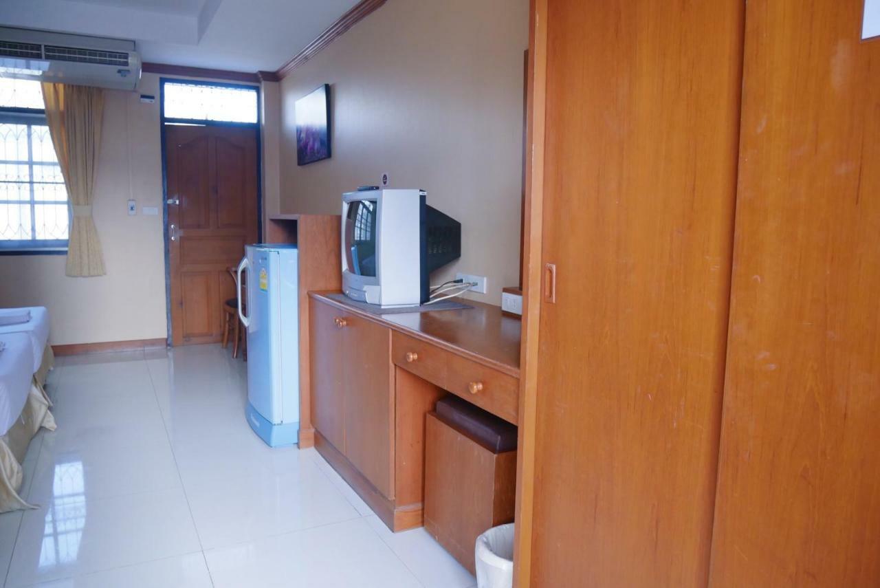 Baan Jpn Hotel Hua Hin Bagian luar foto