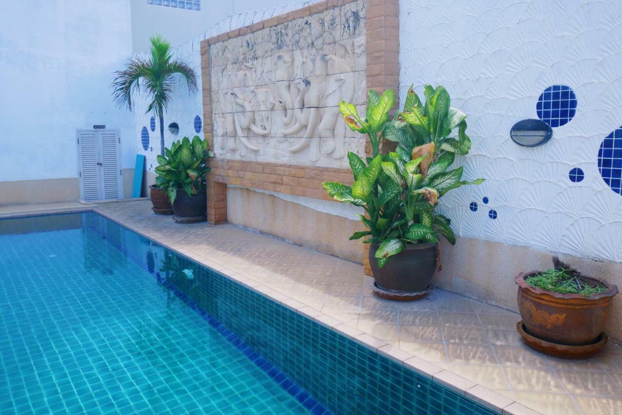 Baan Jpn Hotel Hua Hin Bagian luar foto