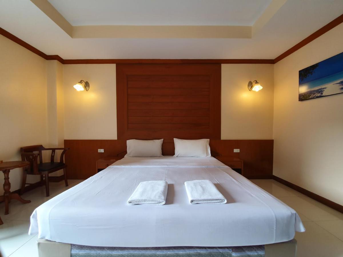 Baan Jpn Hotel Hua Hin Bagian luar foto